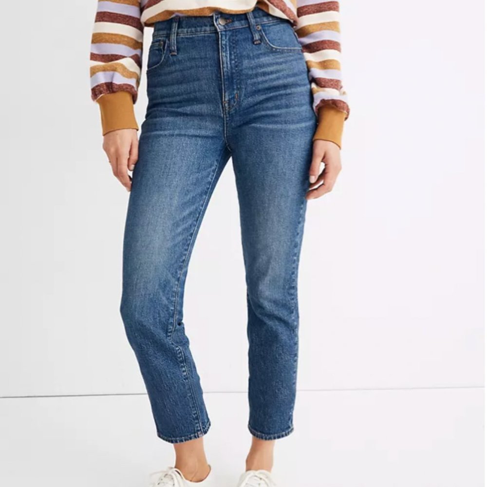 Madewell Petite Classic Straight Jean- size 26P, Coldbrook wash